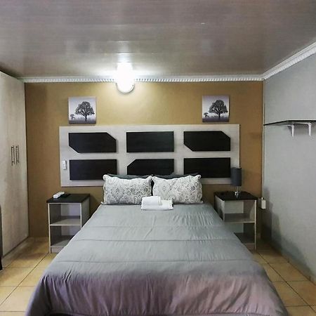 Genesis Self Catering Apartments Bloemfontein Exterior foto