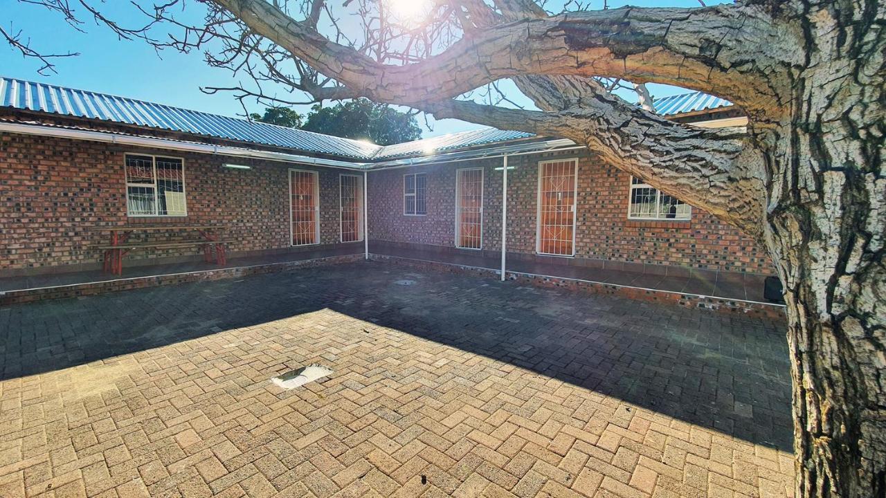 Genesis Self Catering Apartments Bloemfontein Exterior foto