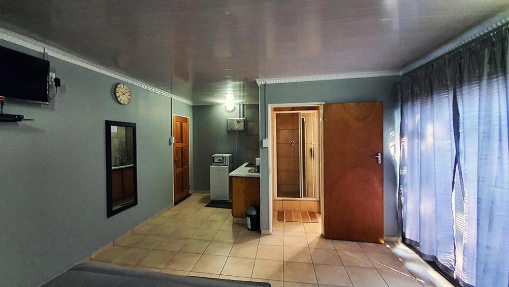 Genesis Self Catering Apartments Bloemfontein Exterior foto