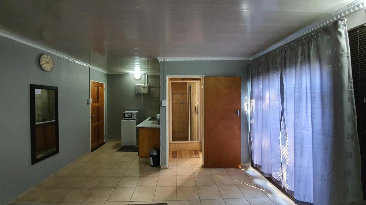 Genesis Self Catering Apartments Bloemfontein Exterior foto